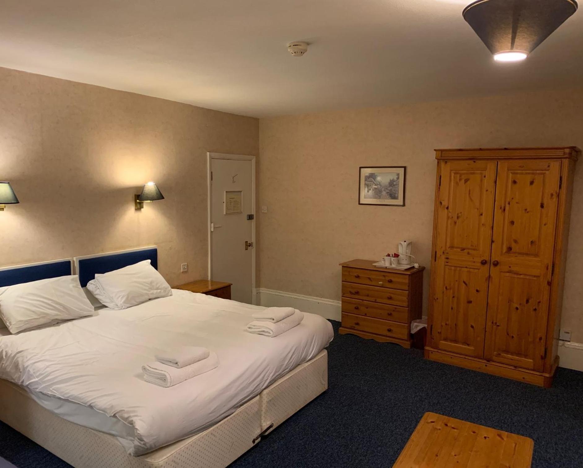 Yelf'S Hotel Ryde  Zimmer foto